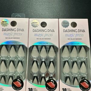 Dashing Diva Magic Press Nails black french 3 pack